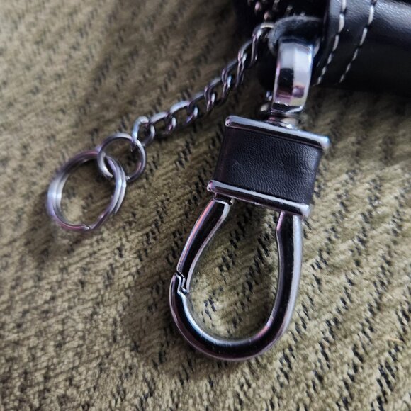 Cadillac Logo Faux Leather Car Key Case Keychain Remote Key Fob Cover - Picture 3 of 7